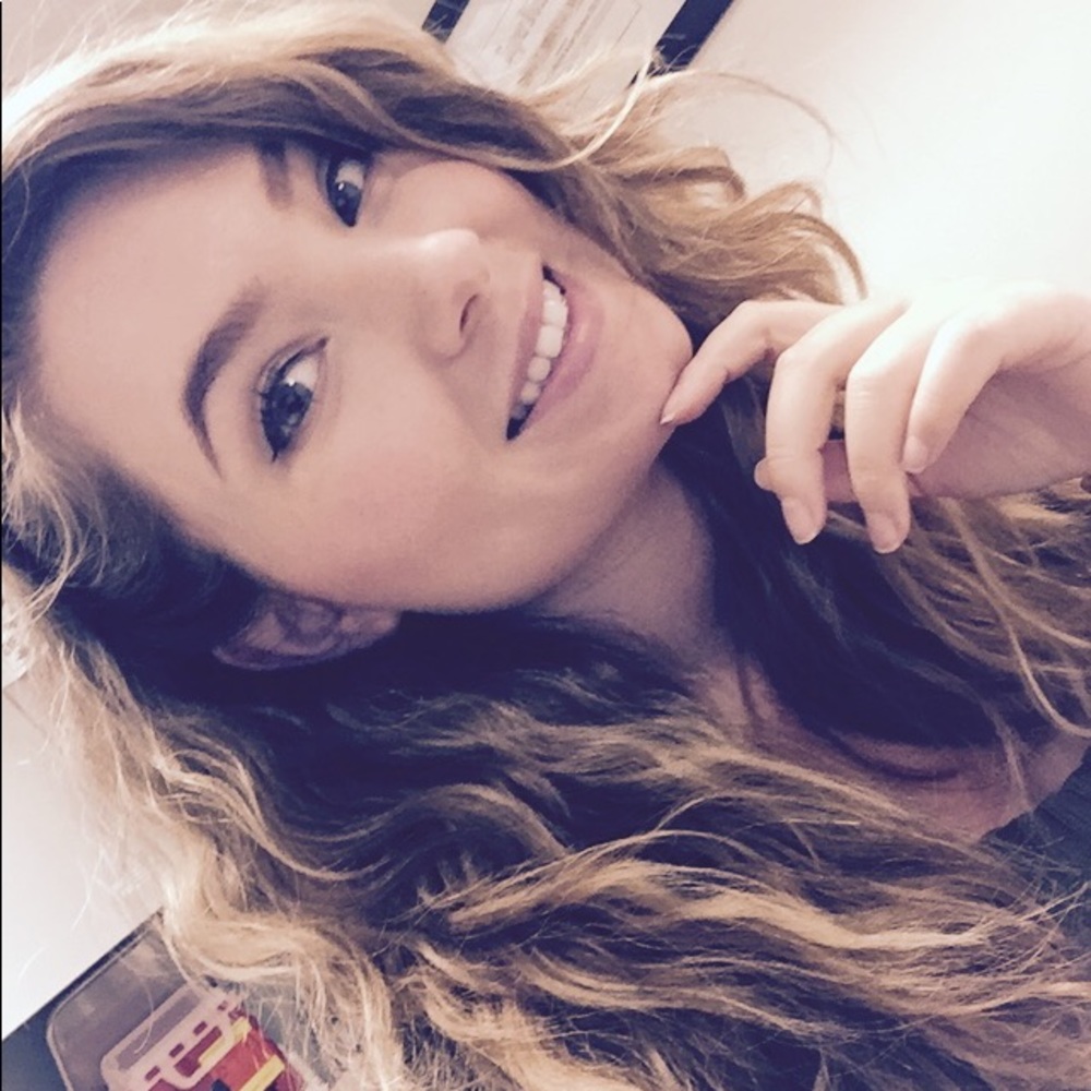 Meet your Posher, Ashley